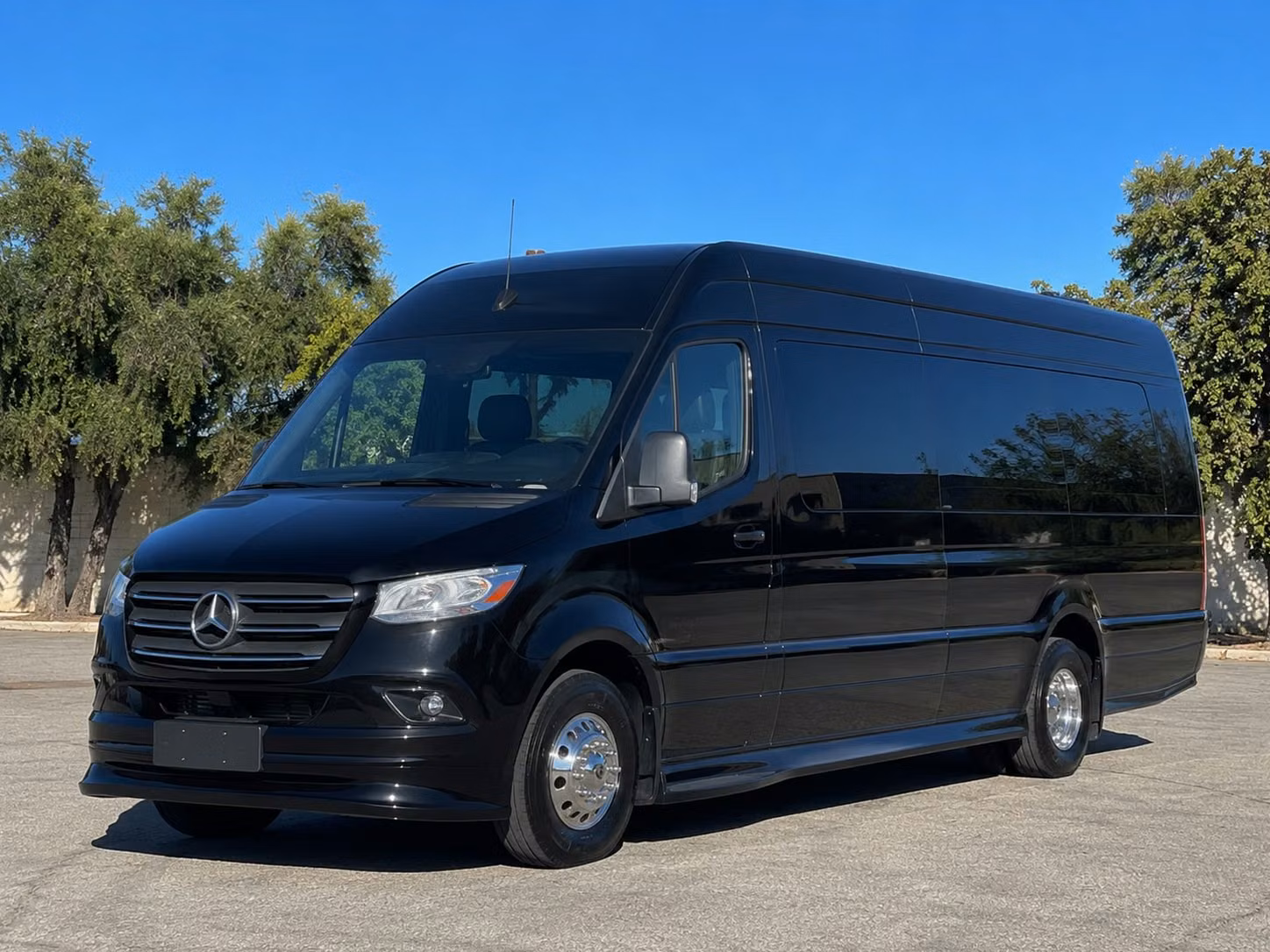 transportation serving burbank and nearby cities